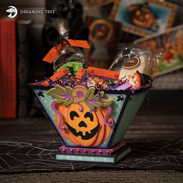 Halloween Jack-O-Lantern Treat Basket